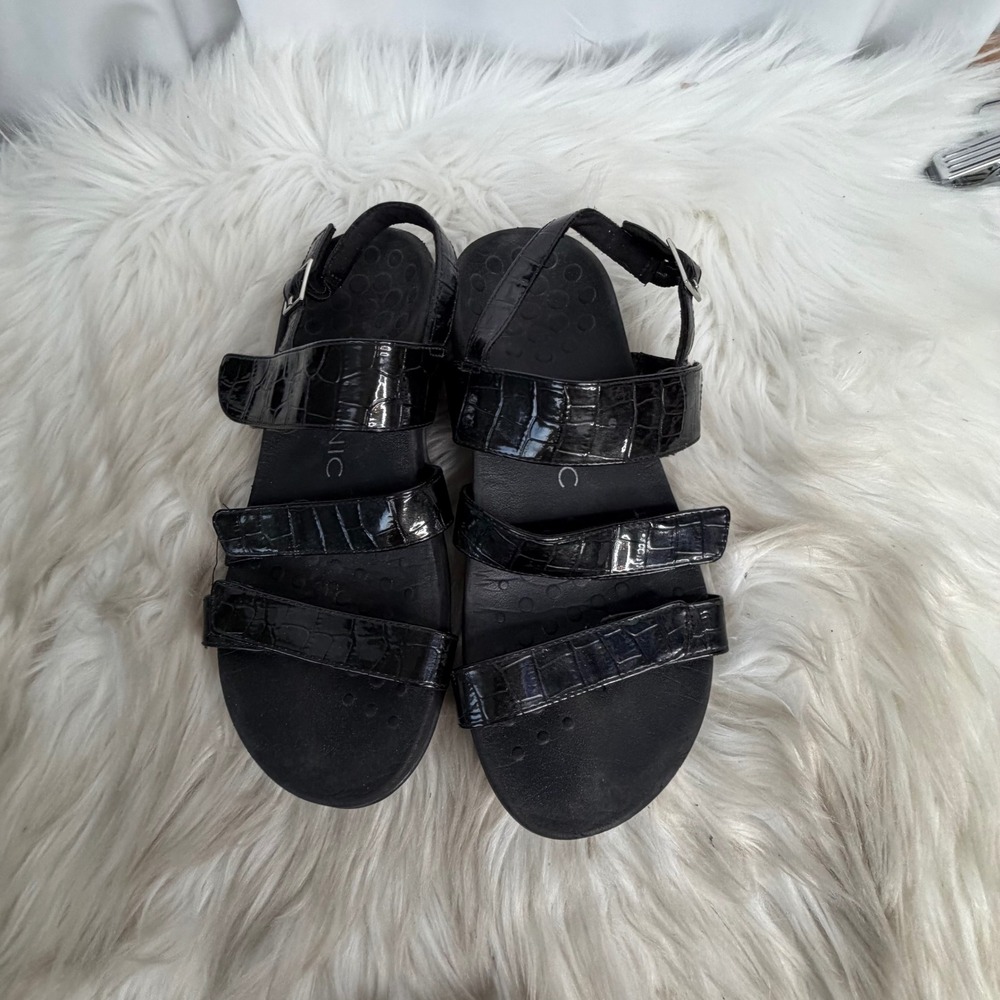Vionic Teagan Black Croc Patent Leather Strappy Sandals 7 Wide 342TEAGAN